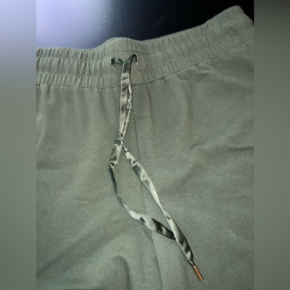 J Jason Wu Regular Tapered Knit Jogger With Satin… - image 5